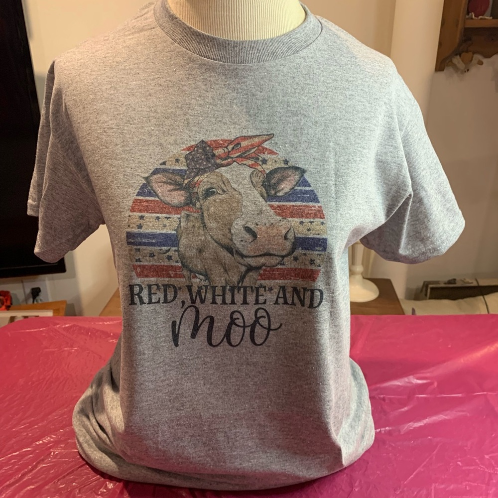 Graphic tee